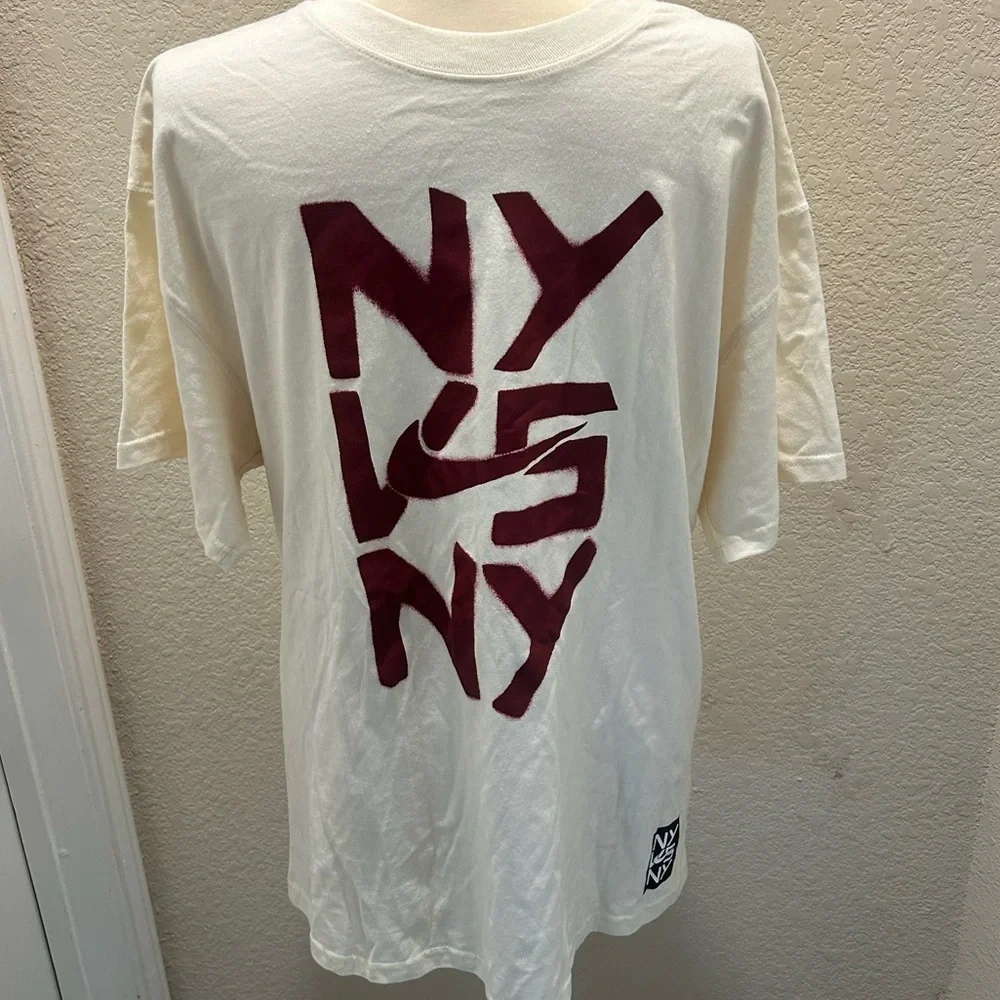 Nike tee shirt NY VS NY NWOT